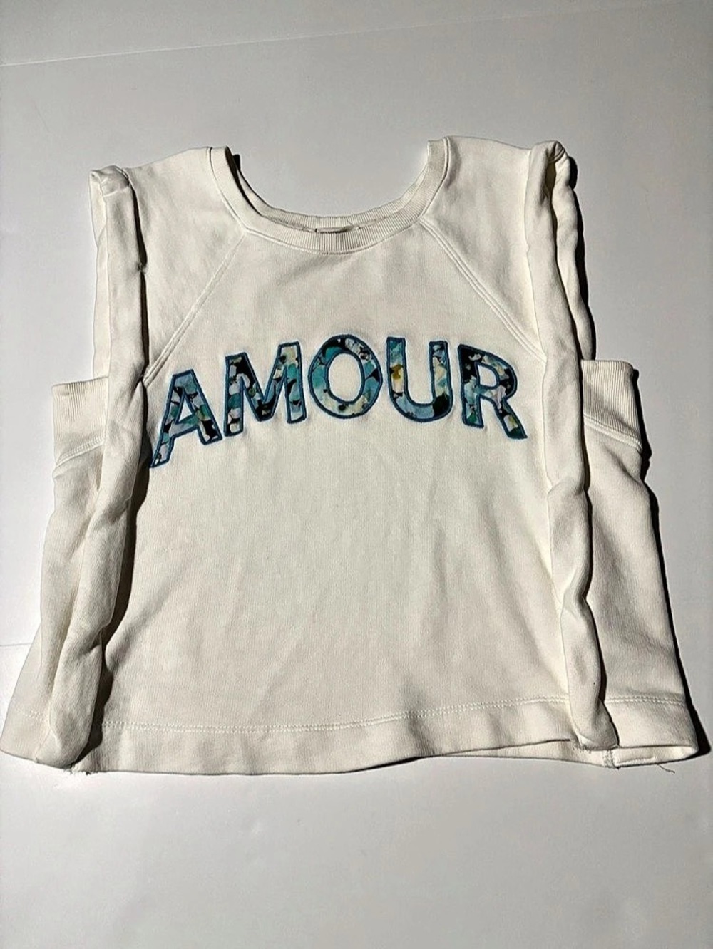 Anthropologie AMOUR Floral Applique Raglan Crewneck Sweatshirt White - Medium
